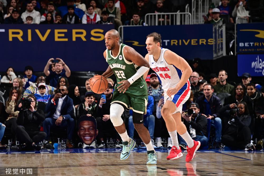 他再次展示 他再次展示